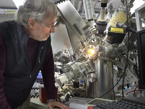 Avci at XPS microscope